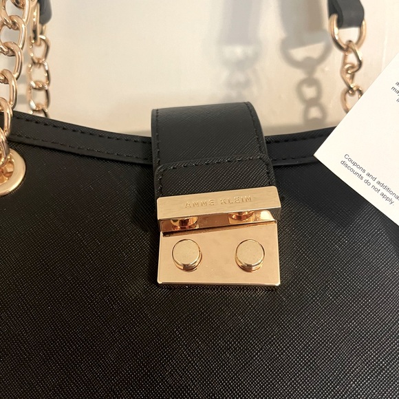 Satchel With Chain Detailing And Push Lock - Picture 8 of 12